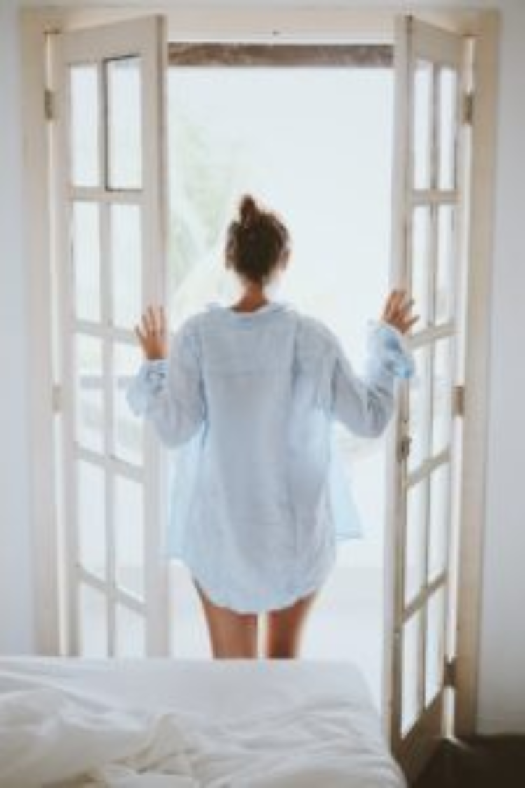 Morning 1850893 1920 200x300
