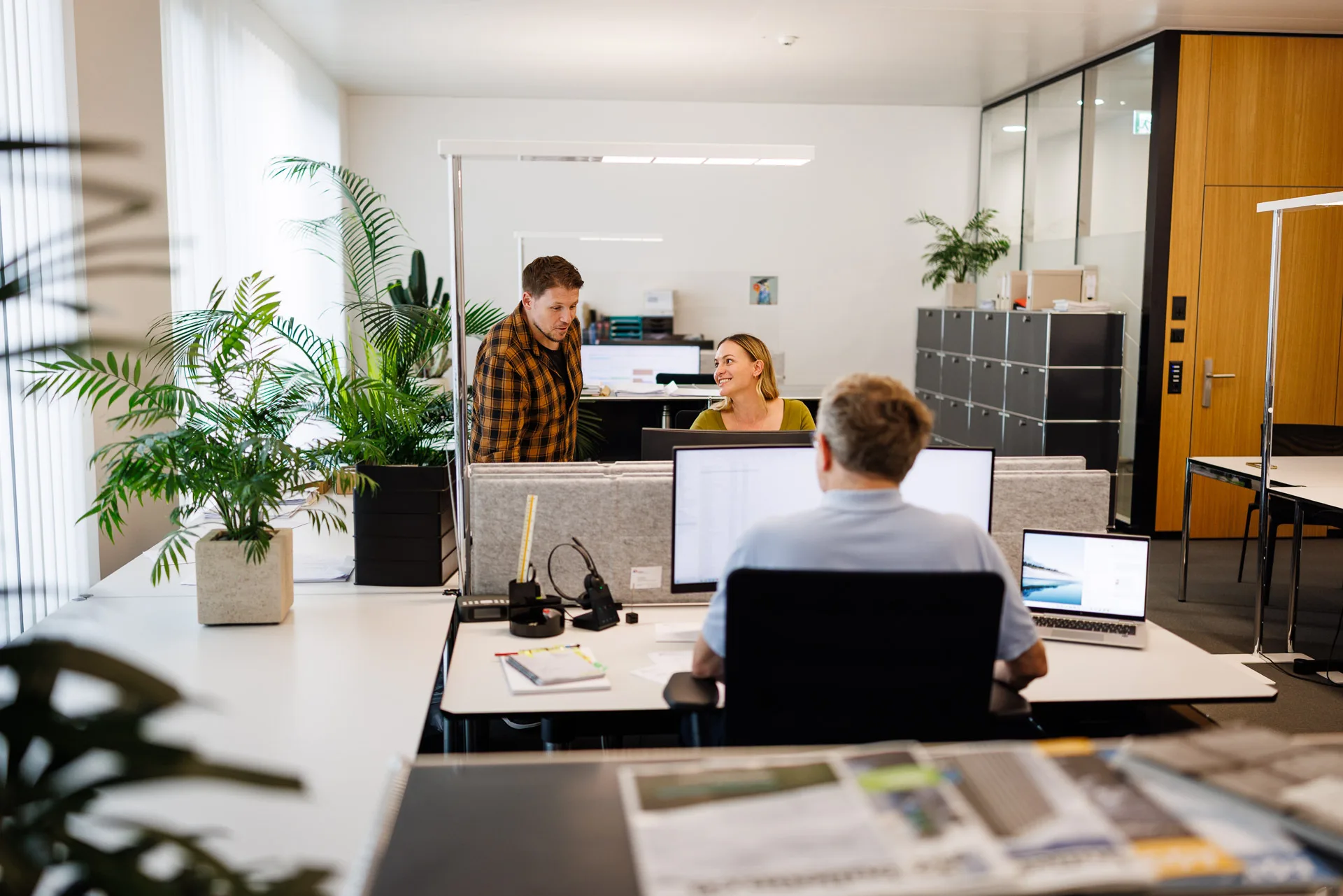 Blick ins Büro der Gebäudeversicherung Zug