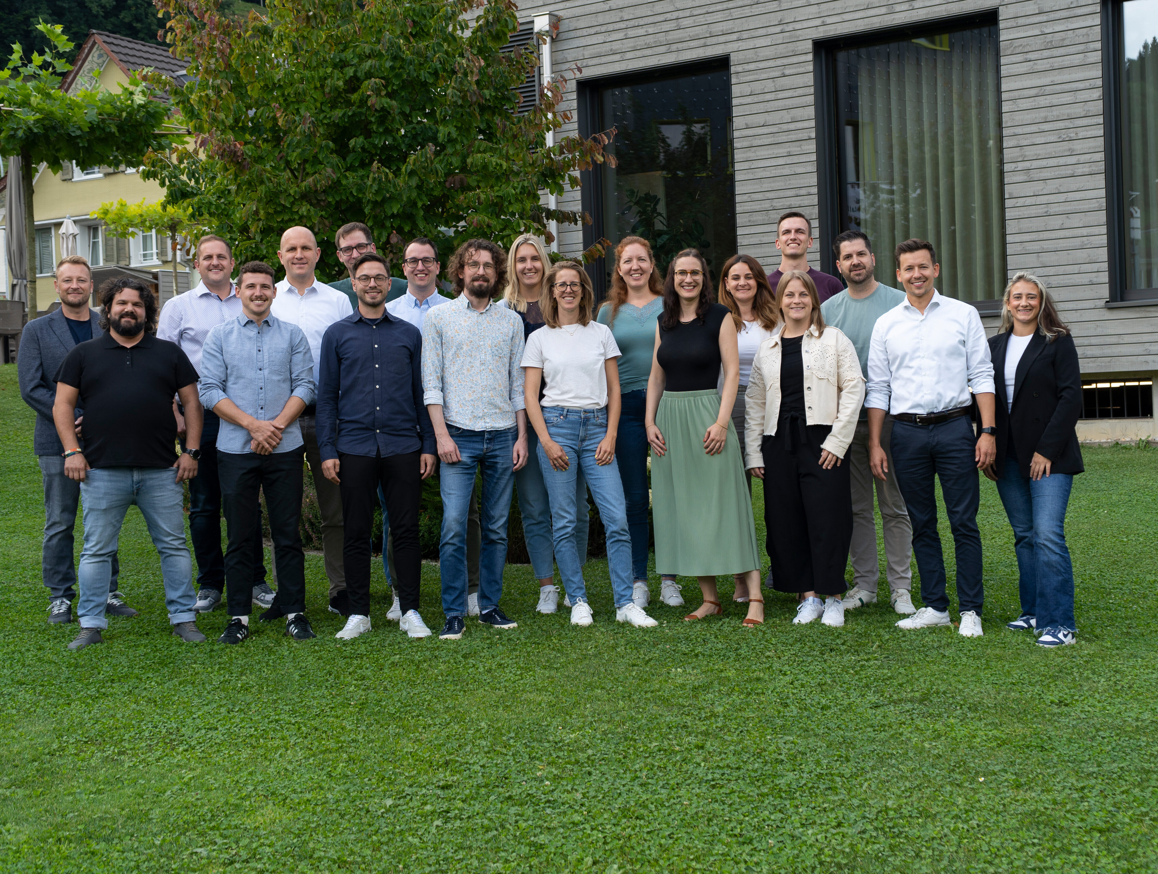 Gruppenfoto des Teams der Involve AG bei der Sommertagung im August 2025