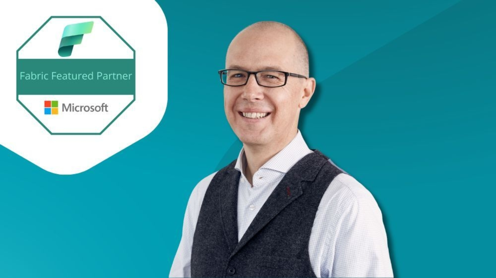 Gerald Reif von ipt präsentiert, dass ipt nun Microsoft Fabric Feature Partner ist.