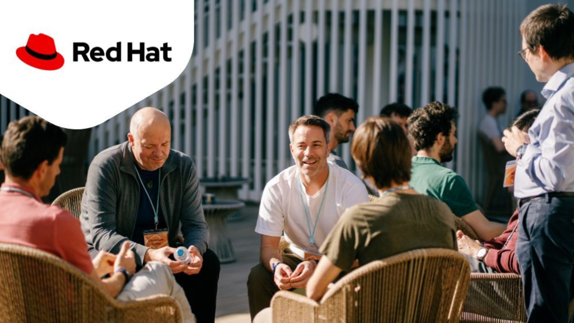 Centris Schnelle Softwarebereitstellung dank modernem Entwicklerportal Red Hat