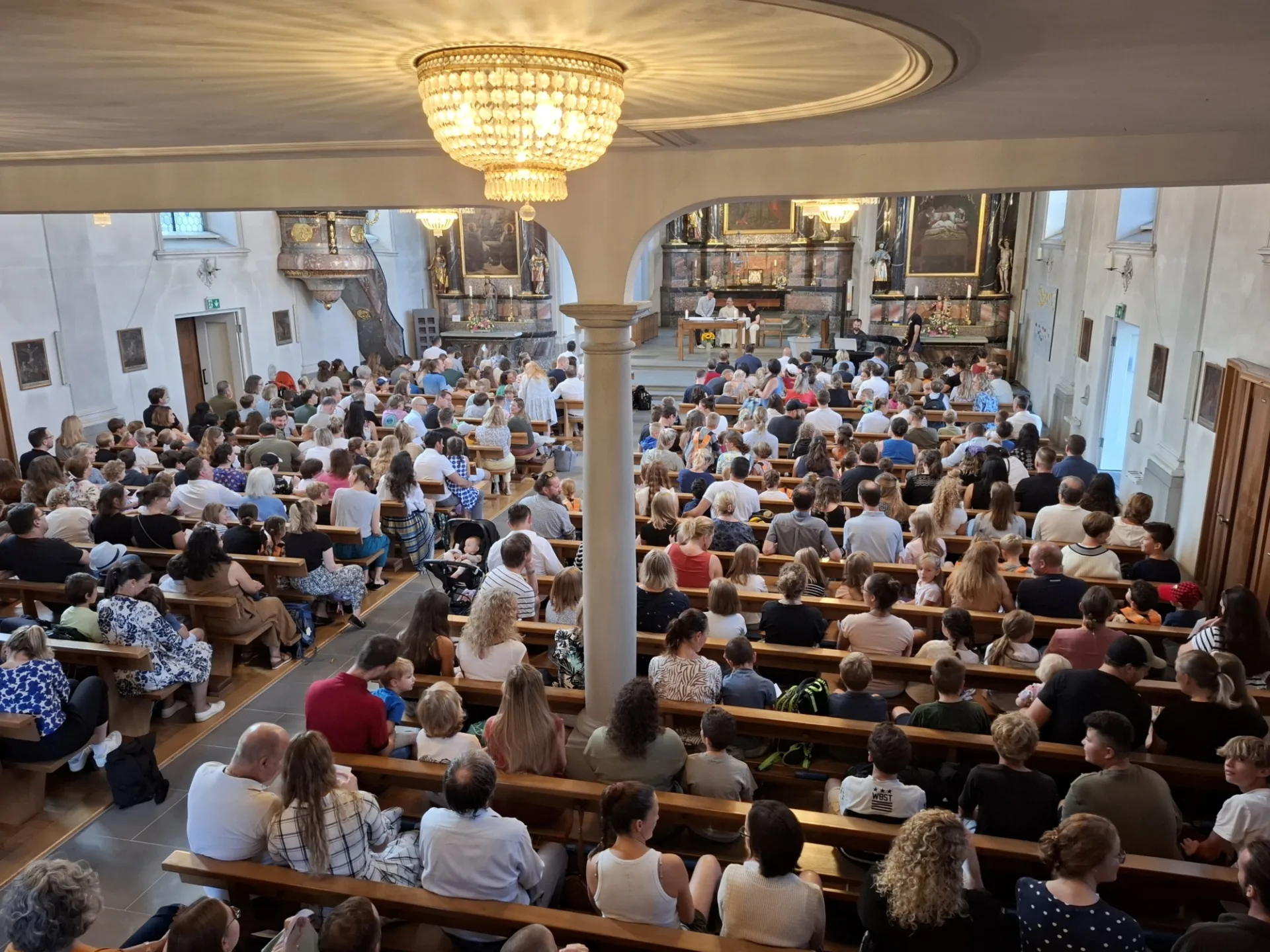 1000061349 Schuleröffnung 2025 a