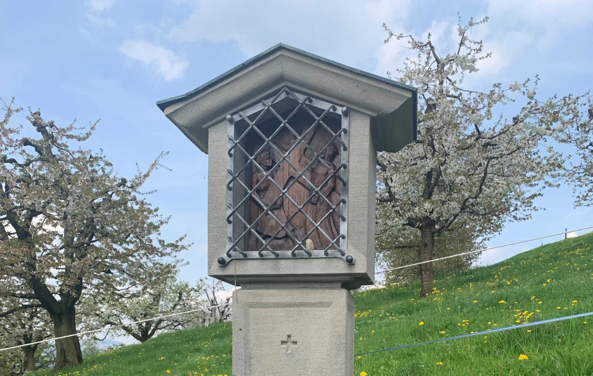 Station 2 des Kreuzweges von der Waldheimstrasse zur Kapelle St. Verena in Zug