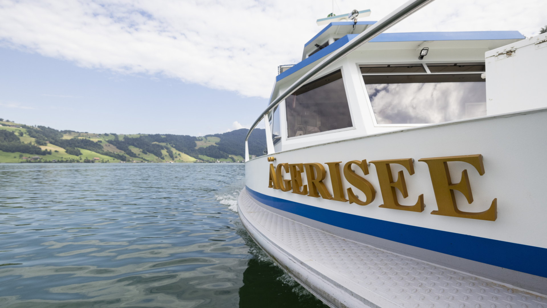 Mood Lichterschiff Aegerisee Schifffahrt 2024 086